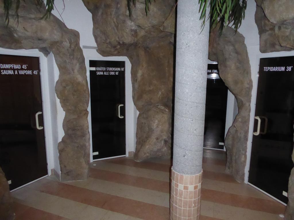 Sporthotel Rasen Rasùn di Sotto المظهر الخارجي الصورة